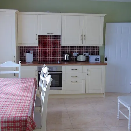 Ferienhaus The Bridge Cottage, Burnfoot, Donegal By Wild Atlantic Wanderer Burnfoot